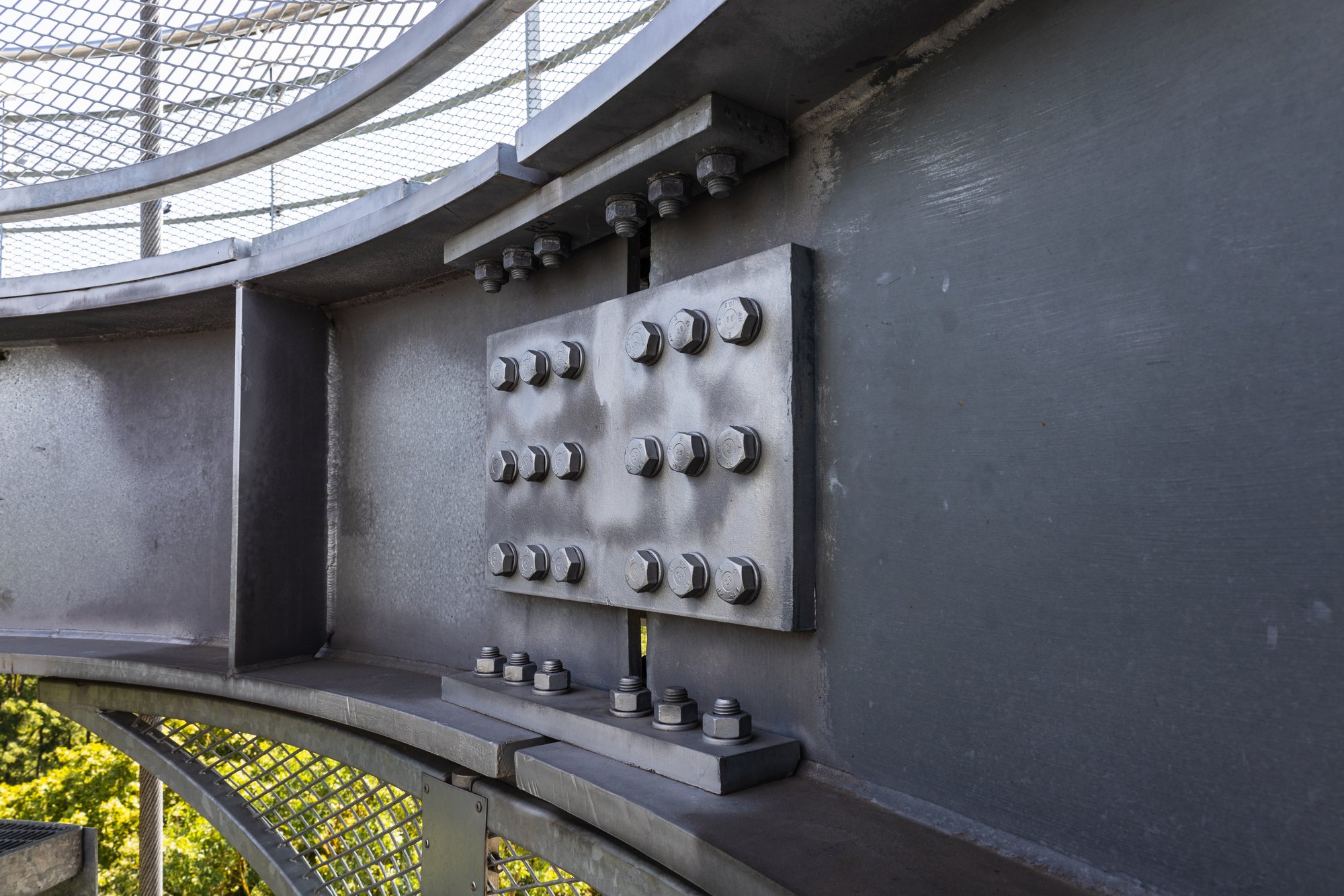 STRUCTURAL BEAM WITH FASTENERS-1
